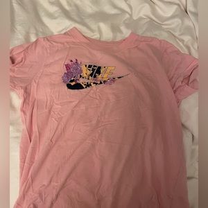 Nike tee shirt